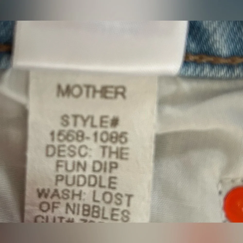 MOTHER SNACKS! The Fun Dip Puddle Jeans 
Lots Of Nibbles
Size 30 
EXCELLENT - Picture 9 of 13